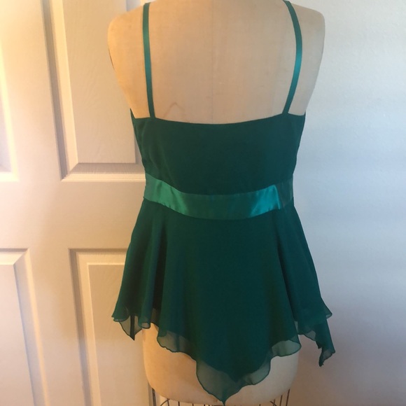 Gorgeous Green Silk Evening Blouse - Picture 2 of 10